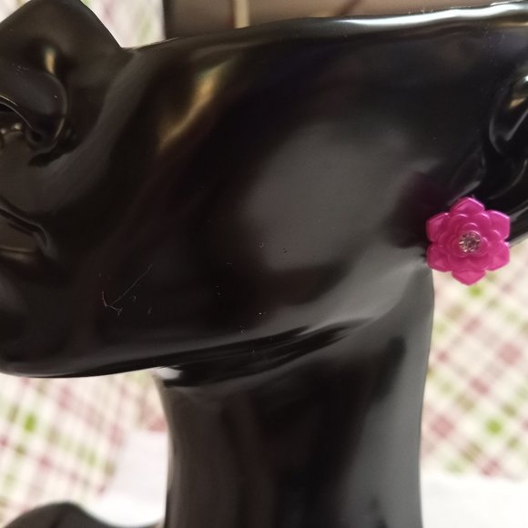 Two Pair Handmade Hand Crafted Glued Resin Flower Stud Earrings Jewelry #50 - Picture 3 of 13